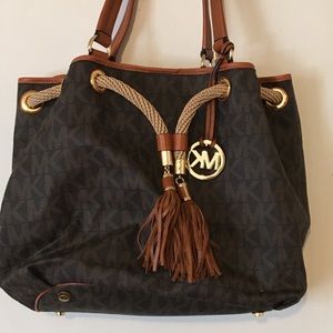 Michael Kors Mariana Tote